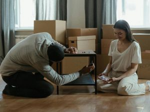 Från platta paket till snyggt hem